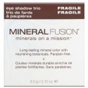 Mineral Fusion, アイシャドウトリオ、フラジル、 0.10オンス (3.0 g) (Discontinued Item)